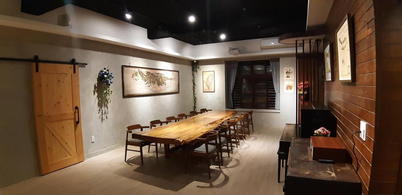藏風民宿the Wind Guesthouse 2022 ไถหนาน ภายนอก รูปภาพ