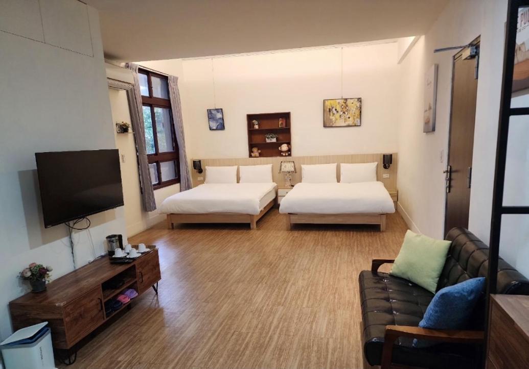 藏風民宿the Wind Guesthouse 2022 ไถหนาน ห้อง รูปภาพ
